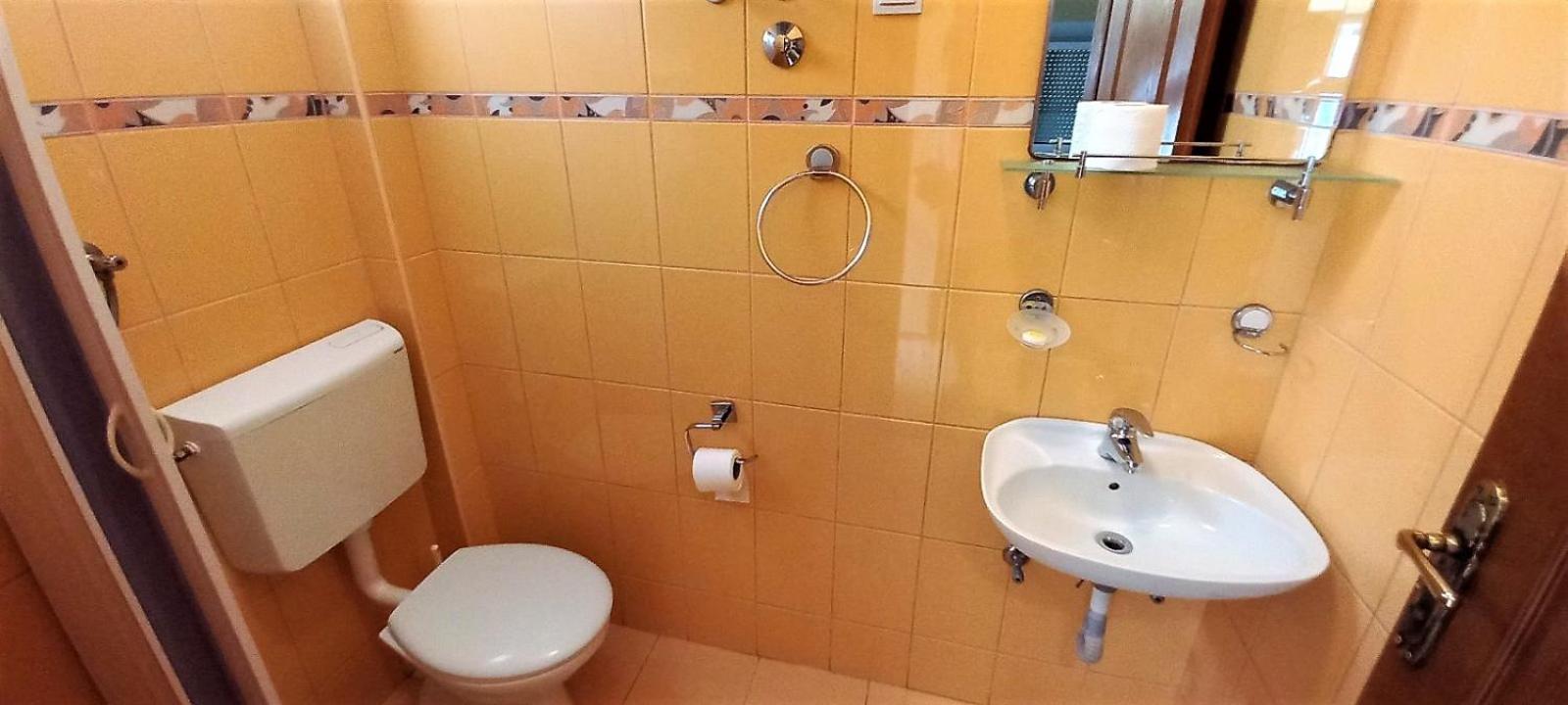 Castellamare Residence Petrovac na moru Zimmer foto