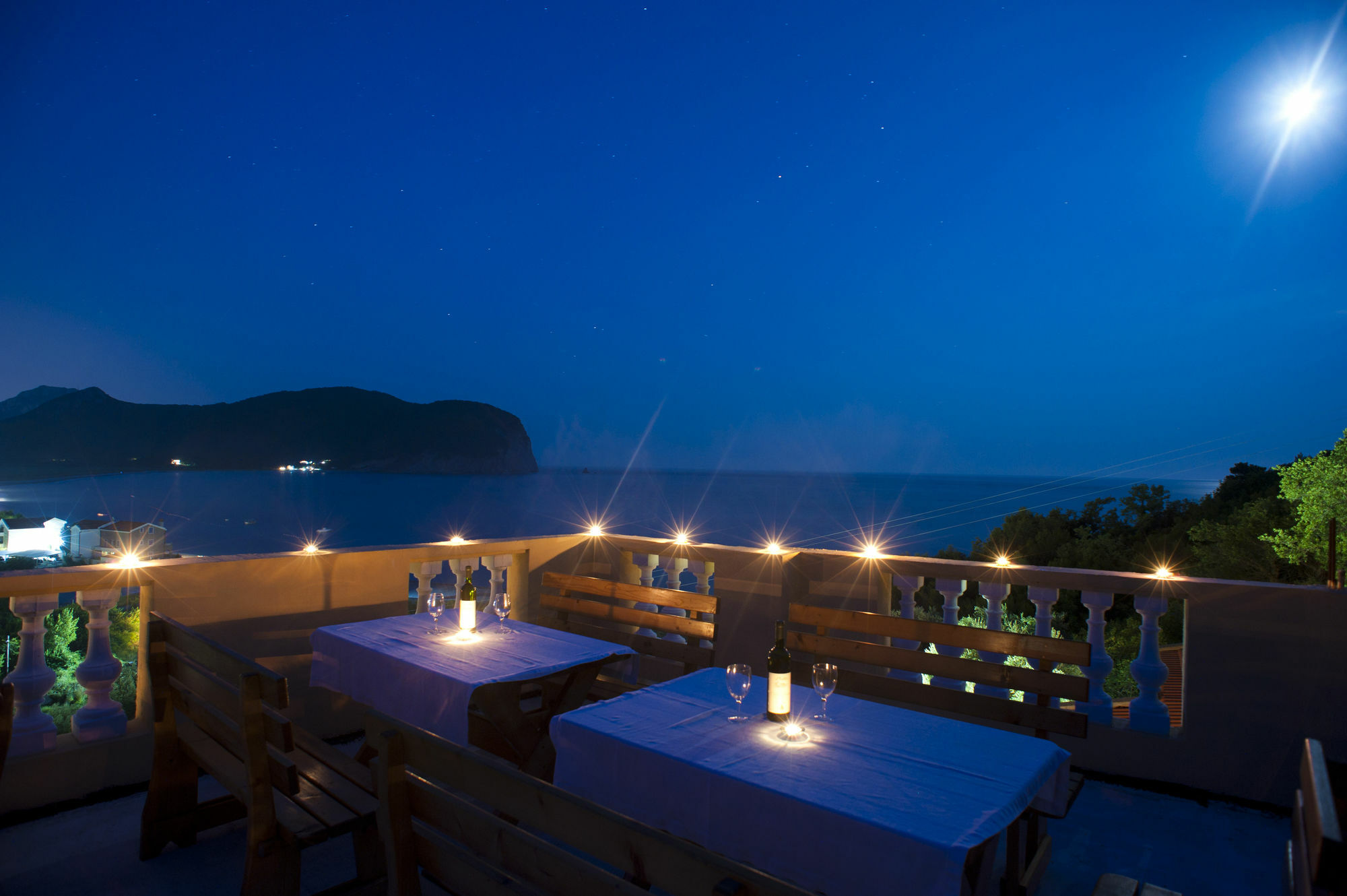 Castellamare Residence Petrovac na moru Exterior foto